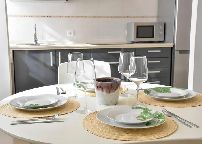 New! Comfortable With Easy Access Apartment *