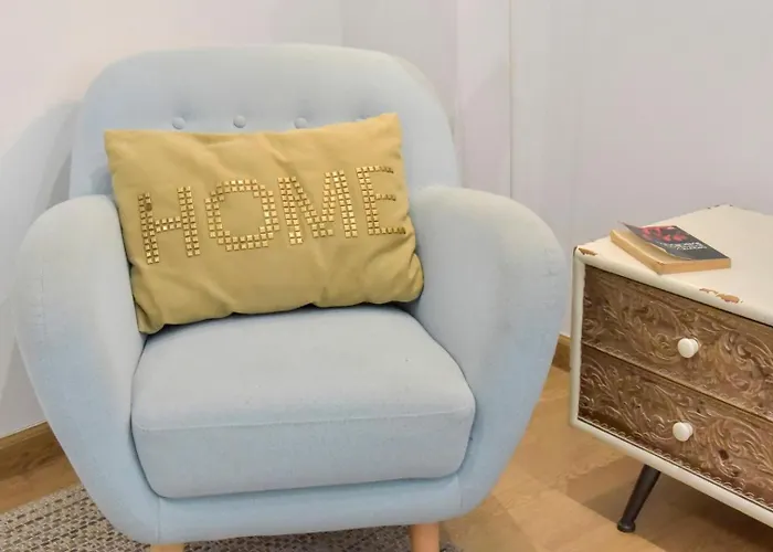 New! Comfortable With Easy Access Seville